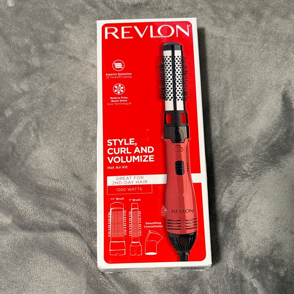 UNOPENED BOX Revlon Red Hot Air Styling Kit